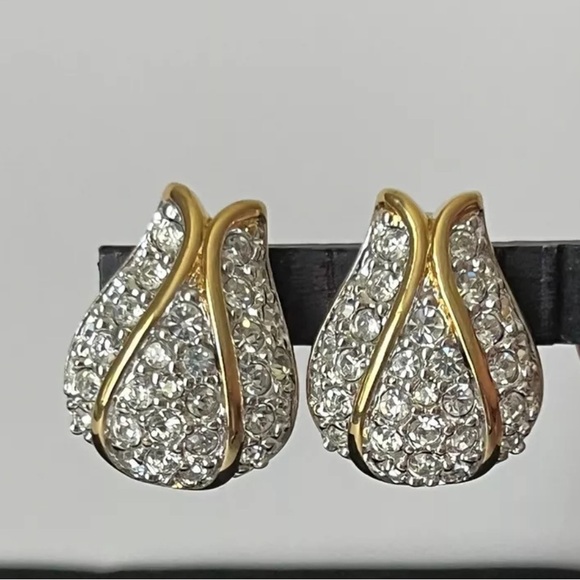 Vintage Swarovski Clip Earrings - Picture 1 of 6